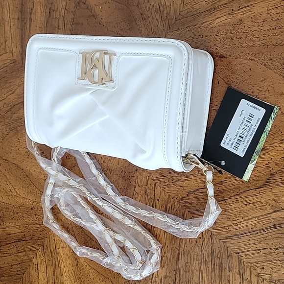 BADGLEY MISCHKA Small Square Crossbody, Folded Style, Big Logo, White, NWT - Picture 9 of 14
